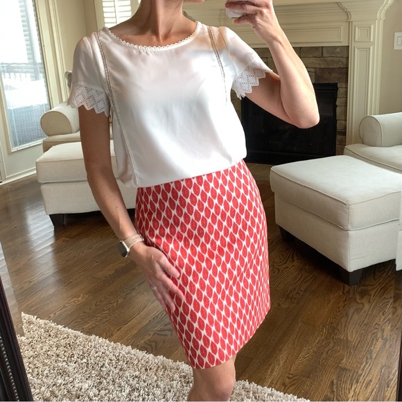 ANN TAYLOR Size 0 Ivory Red Skirt Blouse Set Career - Picture 16 of 16
